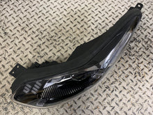 Laden Sie das Bild in den Galerie-Viewer, Frontscheinwerfer Kia Sportage 92101-F1500 Links Scheinwerfer Headlight SCH5482671592kj