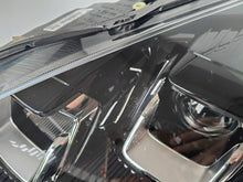 Laden Sie das Bild in den Galerie-Viewer, Frontscheinwerfer Ford Kuga LV4B-13W030-AK LED Links Scheinwerfer Headlight SCH8203053686ak