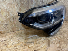 Laden Sie das Bild in den Galerie-Viewer, Frontscheinwerfer Renault Megane IV 260603157R Links Scheinwerfer Headlight SCH8186438686ld
