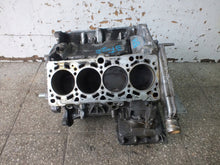 Laden Sie das Bild in den Galerie-Viewer, Motorblock Audi VW A8 BFM 4.2 335PS 246kW Benzin Unkomplett