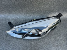 Laden Sie das Bild in den Galerie-Viewer, Frontscheinwerfer Ford Fiesta H1BB-13W030-AD Links Scheinwerfer Headlight SCH5368215859pq