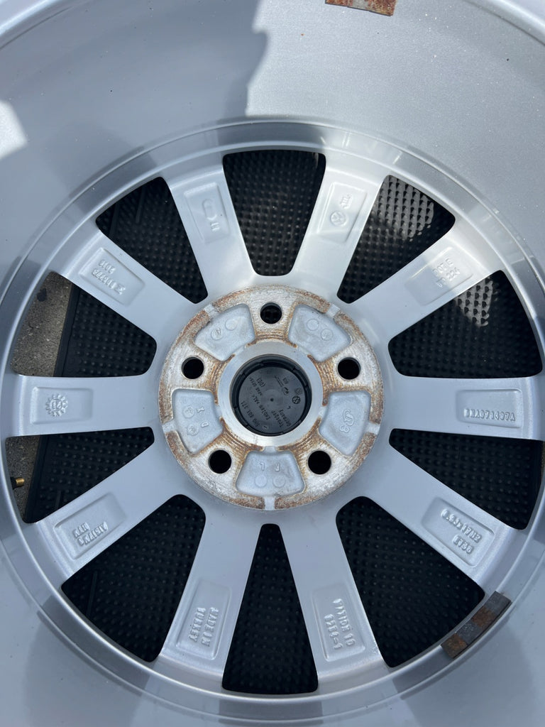 4x Alufelge 17 Zoll 6.5" 5x112 38ET Glanz Silber 5NA071497A VW I Rim Wheel FEL6466747120jc