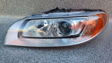 Load image into Gallery viewer, Frontscheinwerfer Volvo Xc70 31353320 Xenon Links Scheinwerfer Headlight