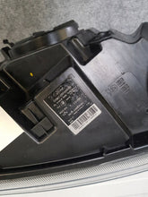 Laden Sie das Bild in den Galerie-Viewer, Frontscheinwerfer Ford Transit Custom JK21-13W030-DG Rechts oder Links