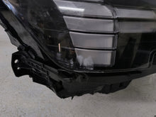 Laden Sie das Bild in den Galerie-Viewer, Frontscheinwerfer Volvo I 32450970 LED Rechts Scheinwerfer Headlight SCH5841551791ww