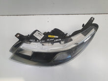 Laden Sie das Bild in den Galerie-Viewer, Frontscheinwerfer Saab 93 9-3 1EL010317-05 Xenon Ein Stück (Rechts oder Links)