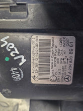 Laden Sie das Bild in den Galerie-Viewer, Frontscheinwerfer Mercedes-Benz W204 A2048208961 Xenon Links Headlight SCH1587946835re