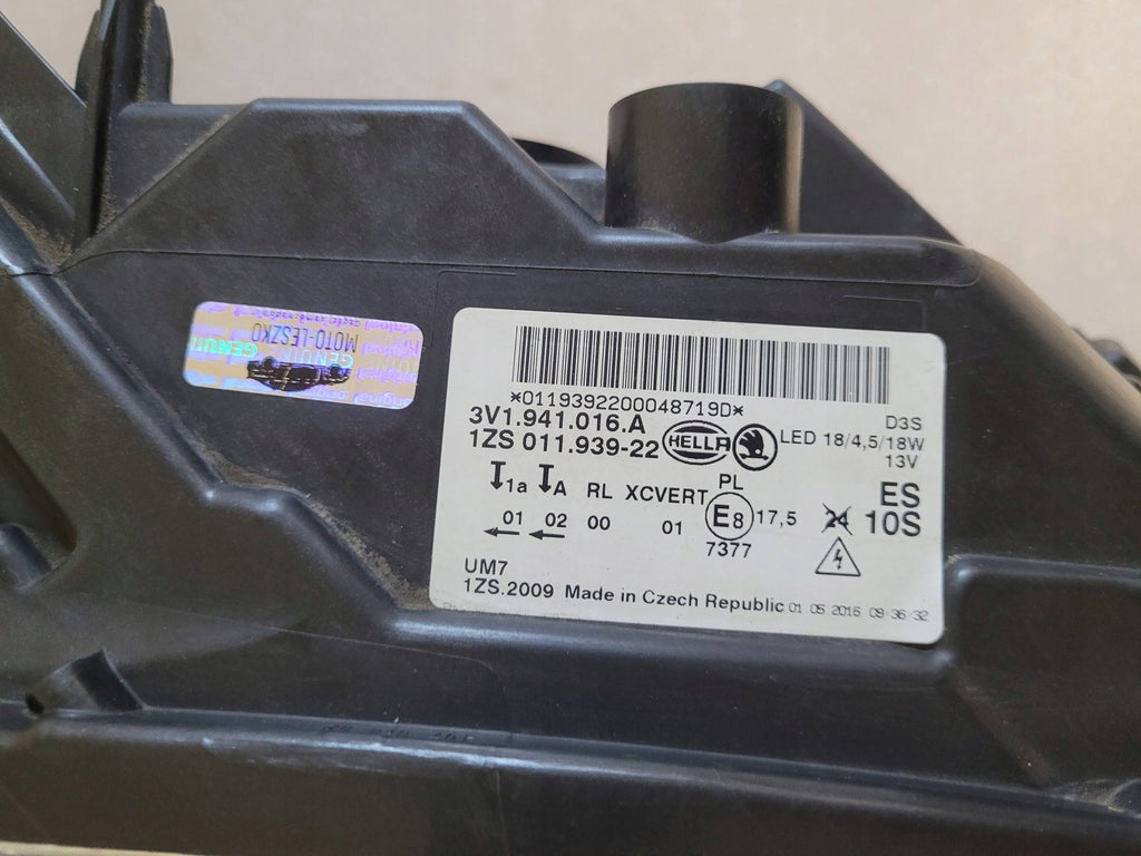 Frontscheinwerfer Skoda Superb III 3V1941016A LED Rechts Scheinwerfer Headlight