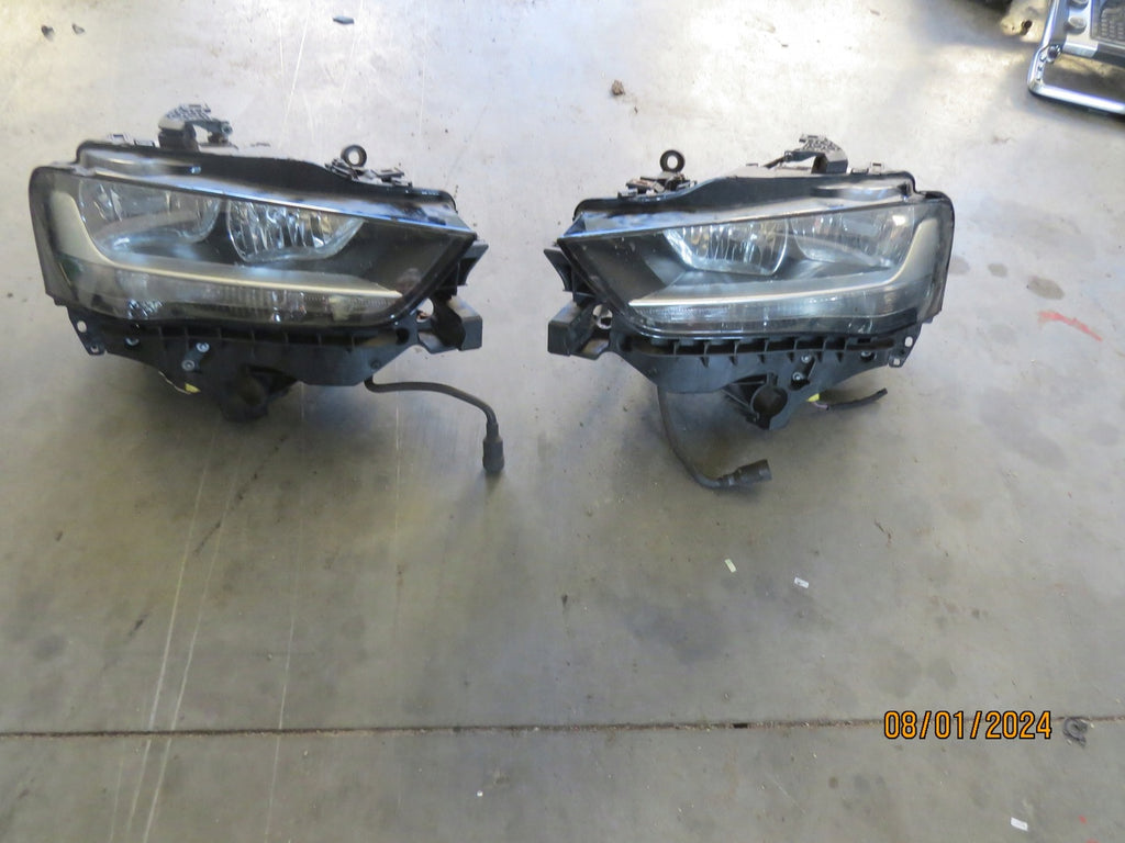 Frontscheinwerfer Audi A4 B8 Ein Stück (Rechts oder Links) Headlight