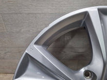 Load image into Gallery viewer, 1x Alufelge 17 Zoll 7.5" 5x112 46ET Glanz Silber 5FA601025C Seat Leon Rim Wheel FEL2865550200eg