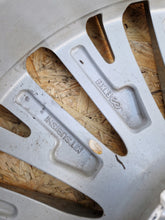 Laden Sie das Bild in den Galerie-Viewer, 1x Alufelge 18 Zoll 7.0&quot; 5x114.3 38ET Mitsubishi Outlander Rim Wheel