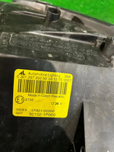 Laden Sie das Bild in den Galerie-Viewer, Frontscheinwerfer Kia Venga 921021P000 Rechts Scheinwerfer Headlight