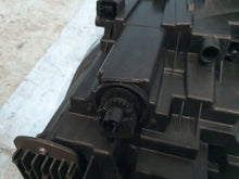 Laden Sie das Bild in den Galerie-Viewer, Frontscheinwerfer Ford Kuga LV4B-13E015-FC LV4B-13E014-FB Rechts oder Links SCH3469123745eg