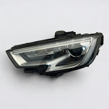 Laden Sie das Bild in den Galerie-Viewer, Frontscheinwerfer Audi A3 8V0941005E Xenon Links Scheinwerfer Headlight