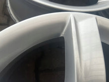 Laden Sie das Bild in den Galerie-Viewer, 4x Alufelge 17 Zoll 7.0" 5x112 37ET 8R0071497 Audi Rim Wheel FEL8609934751hu