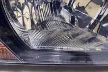 Laden Sie das Bild in den Galerie-Viewer, Frontscheinwerfer Mitsubishi Pajero III 10087420 Rechts Scheinwerfer Headlight