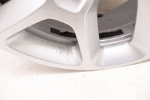 Load image into Gallery viewer, 1x Alufelge 17 Zoll 12.5" 5x110 40ET 735577525 Jeep Renegade Rim Wheel FEL4533749711um