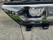 Laden Sie das Bild in den Galerie-Viewer, Frontscheinwerfer VW T-Roc 2GA941035P LED Links Scheinwerfer Headlight SCH3725964795mo