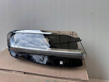 Laden Sie das Bild in den Galerie-Viewer, Frontscheinwerfer VW Touareg 761941774 Rechts Scheinwerfer Headlight SCH6388531347rw