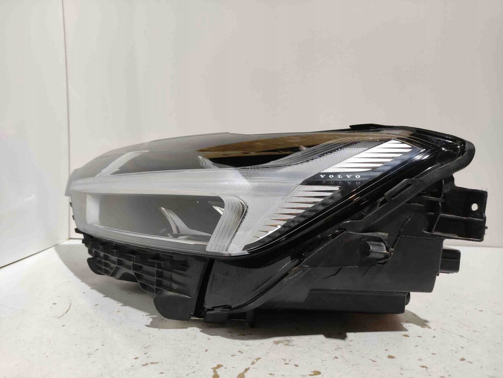 Frontscheinwerfer Volvo Xc60 I 32133548 Ein Stück (Rechts oder Links) Headlight SCH5733021578xj