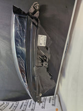 Load image into Gallery viewer, Frontscheinwerfer Skoda Fabia III 6V1941015E Links Scheinwerfer Headlight SCH5670488443or