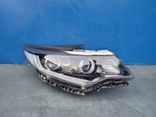 Laden Sie das Bild in den Galerie-Viewer, Frontscheinwerfer Kia Optima 92102-D4070 LED Rechts Scheinwerfer Headlight SCH1515247771zj