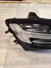 Laden Sie das Bild in den Galerie-Viewer, Frontscheinwerfer Volvo V60 32420508 Rechts Scheinwerfer Headlight SCH6588052723il