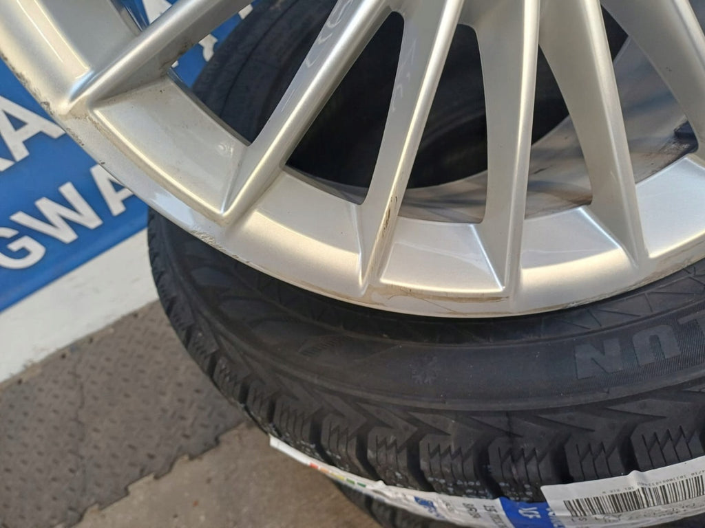 1x Alufelge 17 Zoll 8.0" 5x112 46ET Glanz Silber 8Y0601025B Audi A3 Rim Wheel FEL3599975018kg