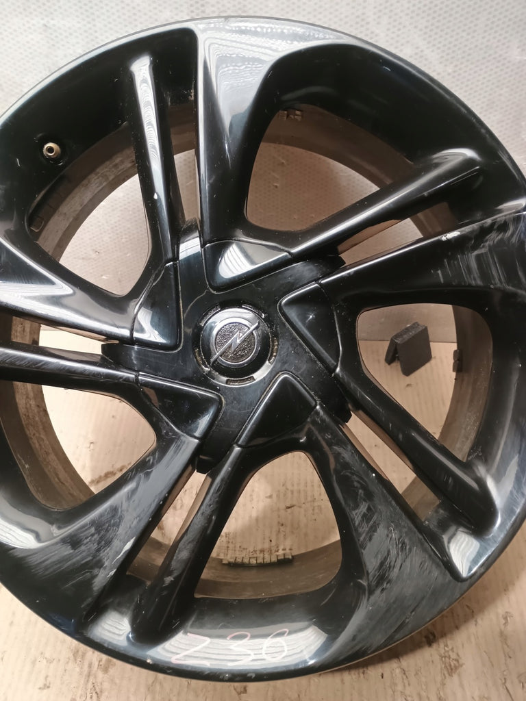 1x Alufelge 17 Zoll 7.0" 4x100 44ET Glanz Schwarz 13380639 Opel Corsa E FEL8409997240gx