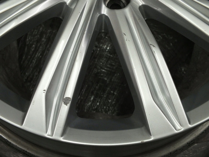 1x Alufelge 17 Zoll 6.5" 5x112 52ET Glanz Silber 5TA601025 Vw Rim Wheel FEL6251350141uz