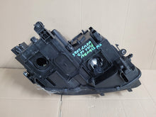 Laden Sie das Bild in den Galerie-Viewer, Frontscheinwerfer VW Tiguan 5NB941035B 030110123100 LED Links Headlight