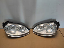 Laden Sie das Bild in den Galerie-Viewer, Frontscheinwerfer VW Golf V I Links Scheinwerfer Headlight SCH5022744977jz