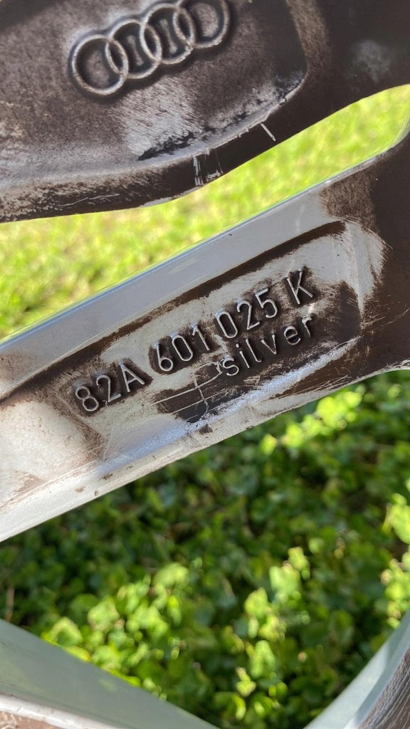 1x Alufelge 17 Zoll 7.5" 5x100 46ET Glanz Silber 82A601025K Audi A1 Rim Wheel FEL1360631461eq