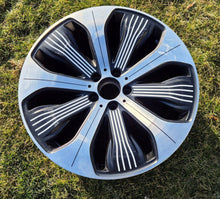 Laden Sie das Bild in den Galerie-Viewer, 1x Alufelge 20 Zoll 8.5" 5x112 30ET Glanz Schwarz A2934010500 Ds Eqc Rim Wheel FEL8436106280eh