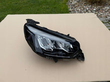 Laden Sie das Bild in den Galerie-Viewer, Frontscheinwerfer Peugeot 2008 208 II 73313326 LED Rechts Scheinwerfer Headlight SCH4277165459bv