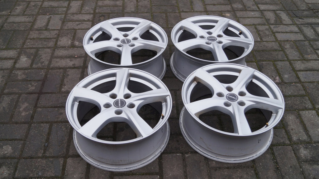 4x Alufelge 17 Zoll 7.0" 5x112 40ET Silber KBA50286 VO516034 Rim Wheel FEL2778718524qd