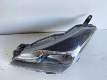Load image into Gallery viewer, Frontscheinwerfer Toyota Yaris ARO15733 Links Scheinwerfer Headlight SCH4002393463ym
