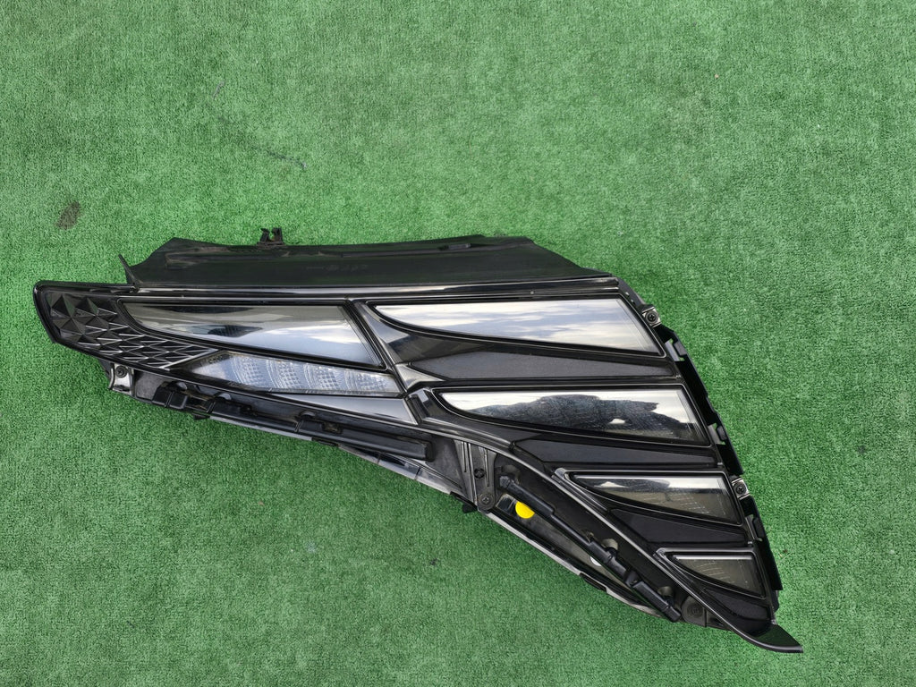 Frontscheinwerfer Hyundai Tucson 92208N7100 Rechts Scheinwerfer Headlight SCH3238770031zl