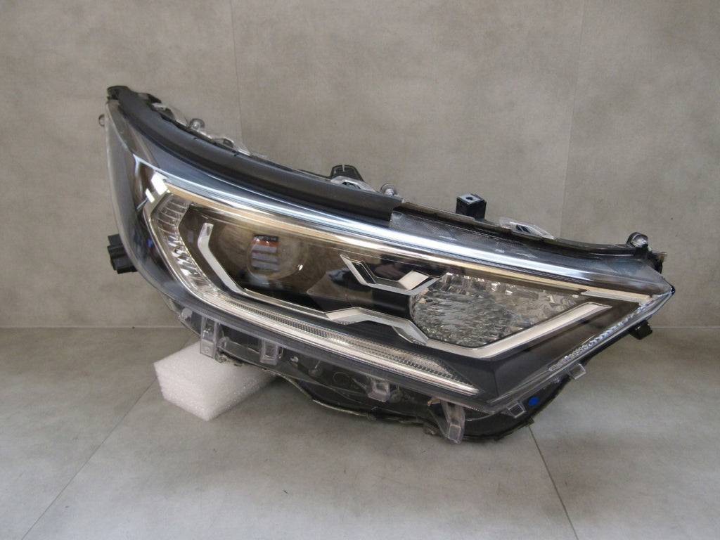 Frontscheinwerfer Toyota V LED Rechts Scheinwerfer Headlight