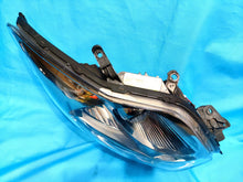 Laden Sie das Bild in den Galerie-Viewer, Frontscheinwerfer Toyota Auris 81110-02540 89901955 Xenon Rechts Headlight