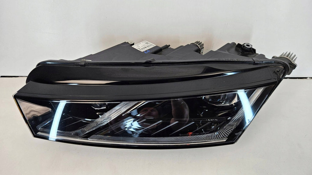 Frontscheinwerfer Skoda Octavia I 5E4941015B Ein Stück (Rechts oder Links) SCH5013855394vr
