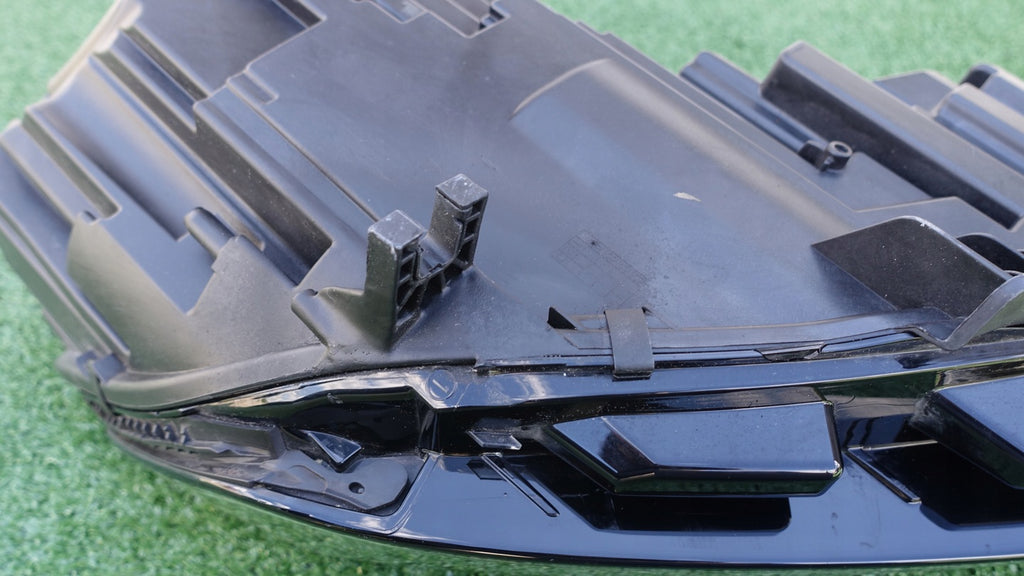 Frontscheinwerfer Audi A4 B9 8W0941011 LED Ein Stück (Rechts oder Links)