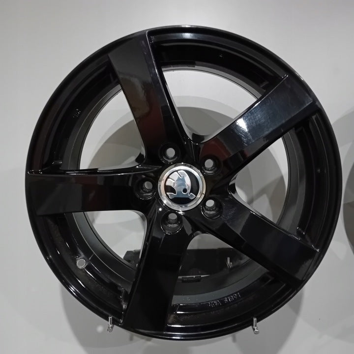 4x Alufelge 17 Zoll 7.5" 5x112 40ET Glanz Schwarz KBA51891 Skoda Superb Iii FEL1491280802zm
