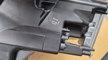 Laden Sie das Bild in den Galerie-Viewer, Frontscheinwerfer Mazda 3 Bp LED Ein Stück (Rechts oder Links) Headlight SCH3672111317cu