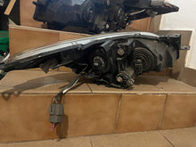 Laden Sie das Bild in den Galerie-Viewer, Frontscheinwerfer Mazda 3 Bl Rechts Scheinwerfer Headlight