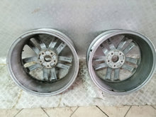 Load image into Gallery viewer, 1x Alufelge 17 Zoll 6.5&quot; 5x112 52ET Grau 5TA601025G VW Touran Rim Wheel