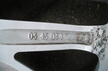 Laden Sie das Bild in den Galerie-Viewer, 1x Alufelge 18 Zoll 8.0&quot; 5x120 24ET 6753240 BMW Rim Wheel