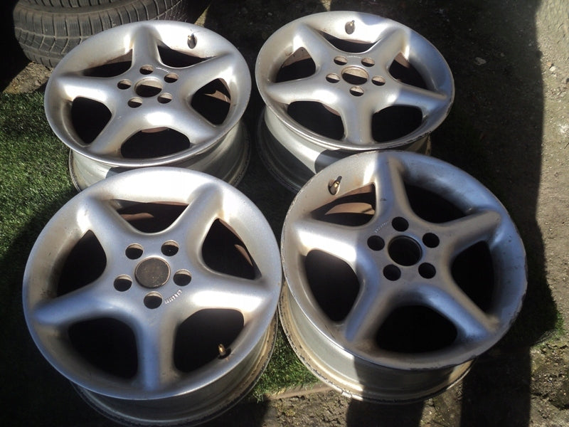 4x Alufelge 15 Zoll 7.0" 5x100 35ET Glanz Weiß Rim Wheel FEL1812269490mj