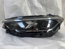 Laden Sie das Bild in den Galerie-Viewer, Frontscheinwerfer VW Passat 3J1941035 Links Scheinwerfer Headlight SCH5158671402rc