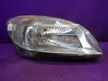Laden Sie das Bild in den Galerie-Viewer, Frontscheinwerfer Skoda Fabia II 17308802R Rechts Scheinwerfer Headlight